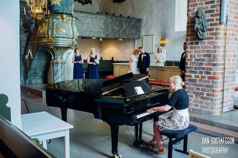 22089444_880797712076118_4627308285016115242_n